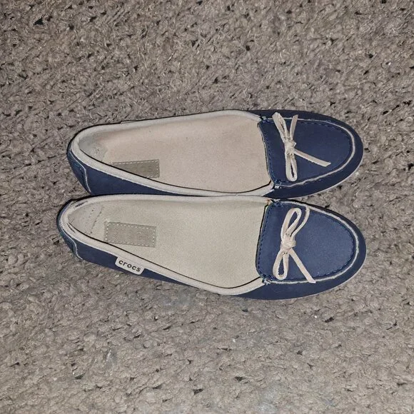 CROCS-#16209-Closed Toe Loafers With Bow-Blue/Tan-Sz 9-Near Mint - Picture 7 of 8